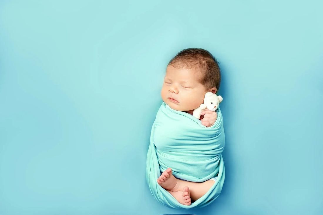 Cadeau de naissance original : 10 idées pour accueillir bébé avec émotion
