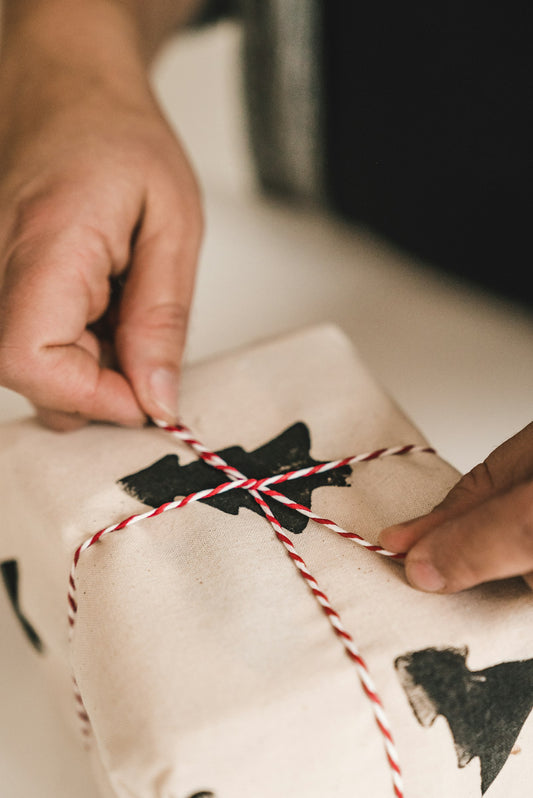 Idée cadeau original : 10 idées qui changent du classique en 2026